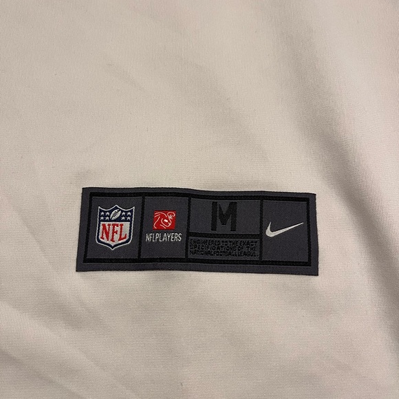NFL Walter Payton White Jersey with Nike Logo, SIZE M (Men’s) - Picture 3 of 4
